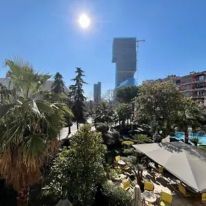 In Skanderbeg Square - Center 1 Appartement